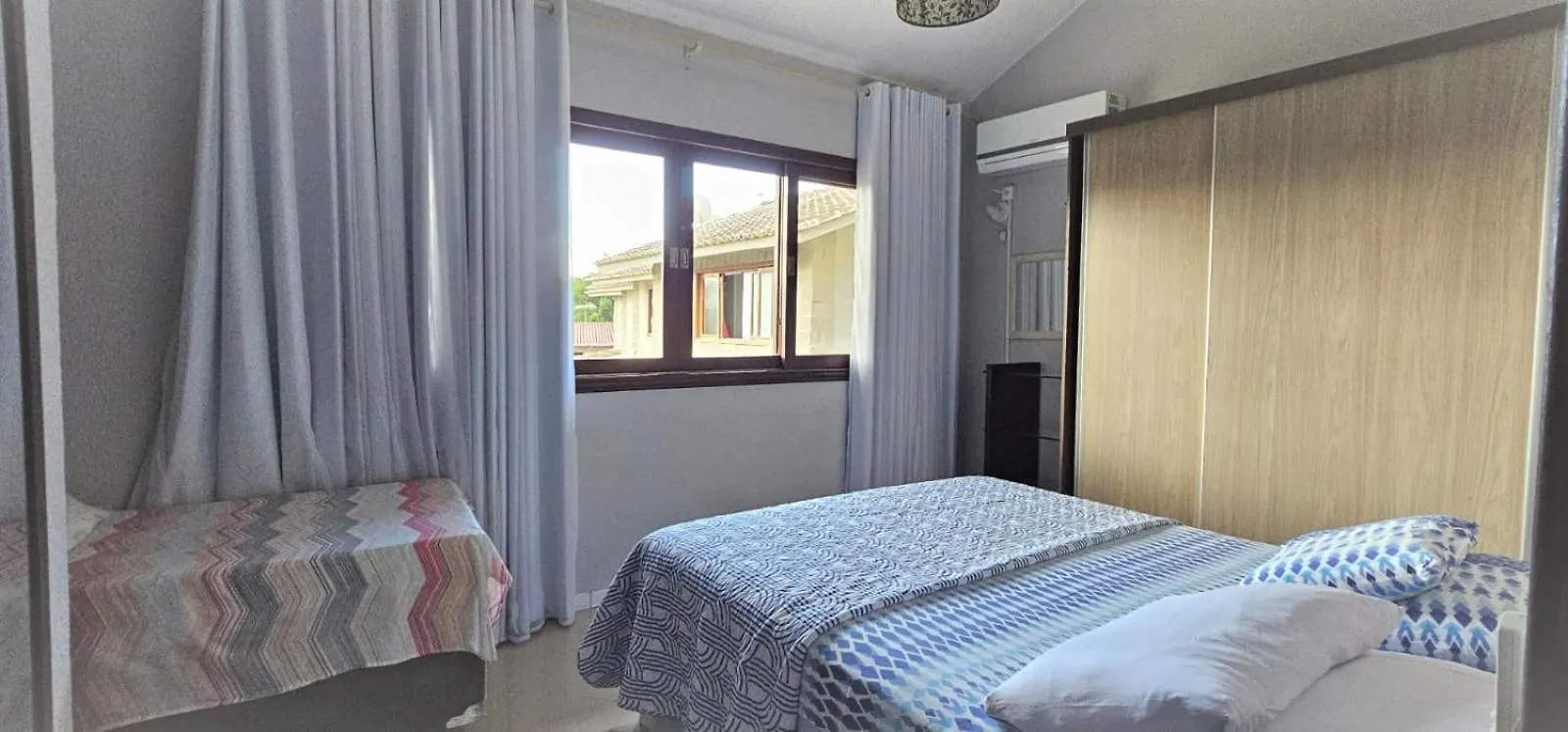 Residencial Hannah - Casa 6 - Porto Belo Sc - Bairro Pereque